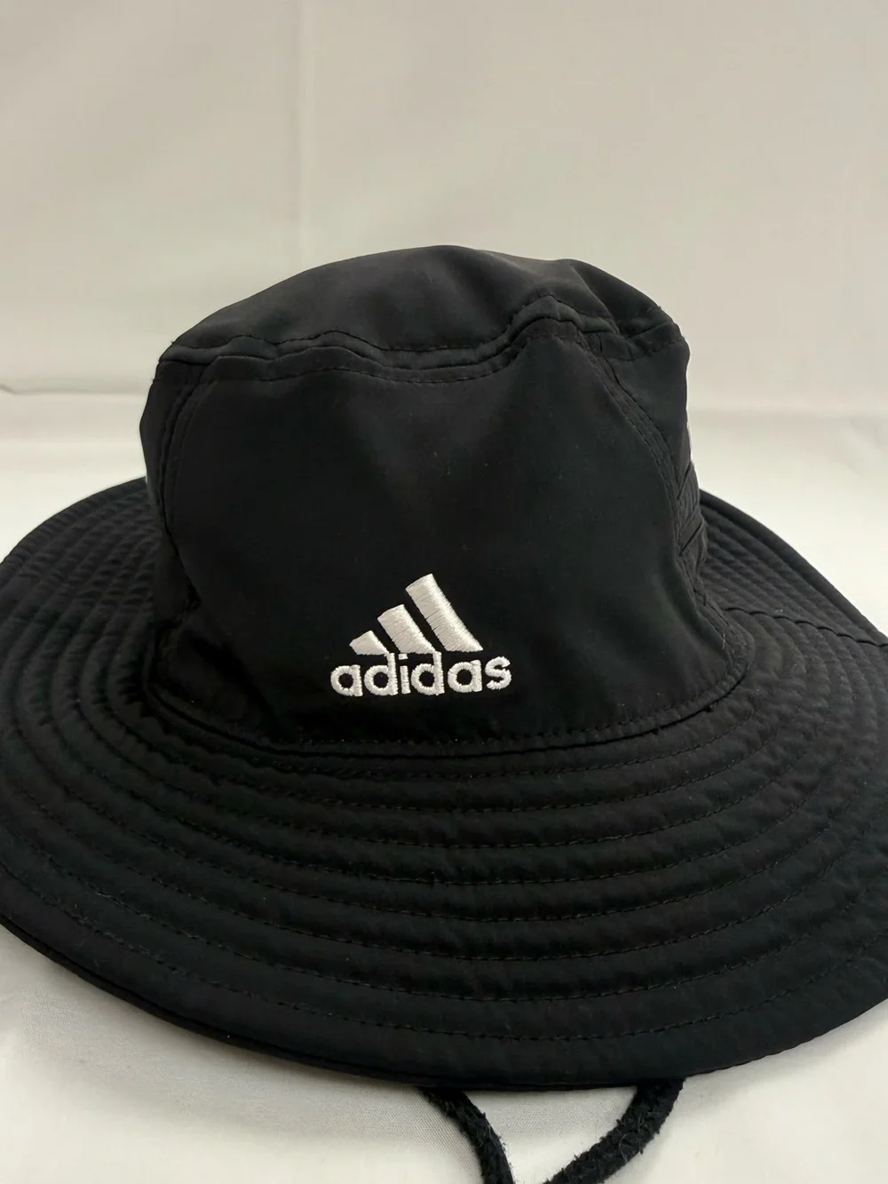 Adidas AeroReady Boonie Bucket Hat Black Wide Brim Sun Hat Adjustable Chin Strap